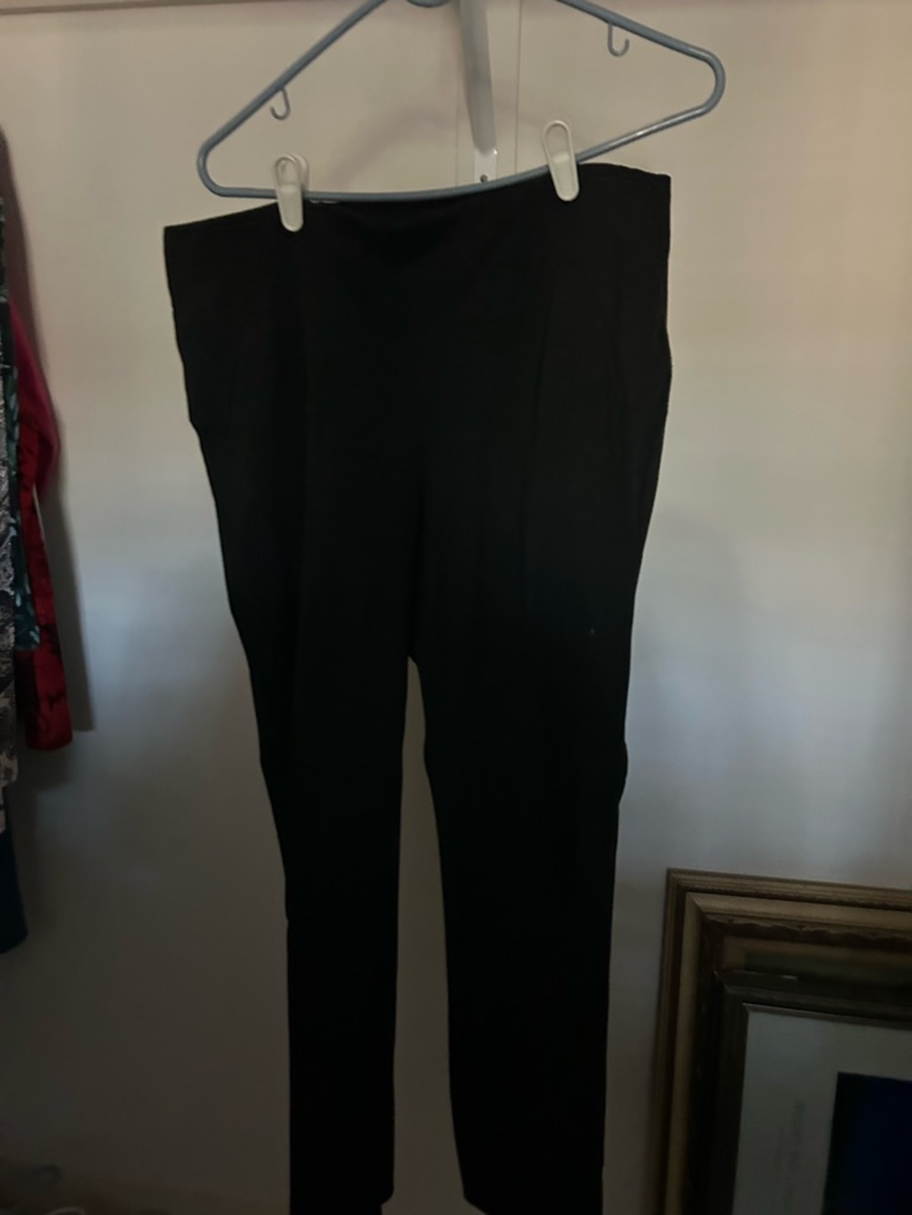 Fabulously Slimming by Chico’s  Stretch Leggings Pants Size 1.5 short